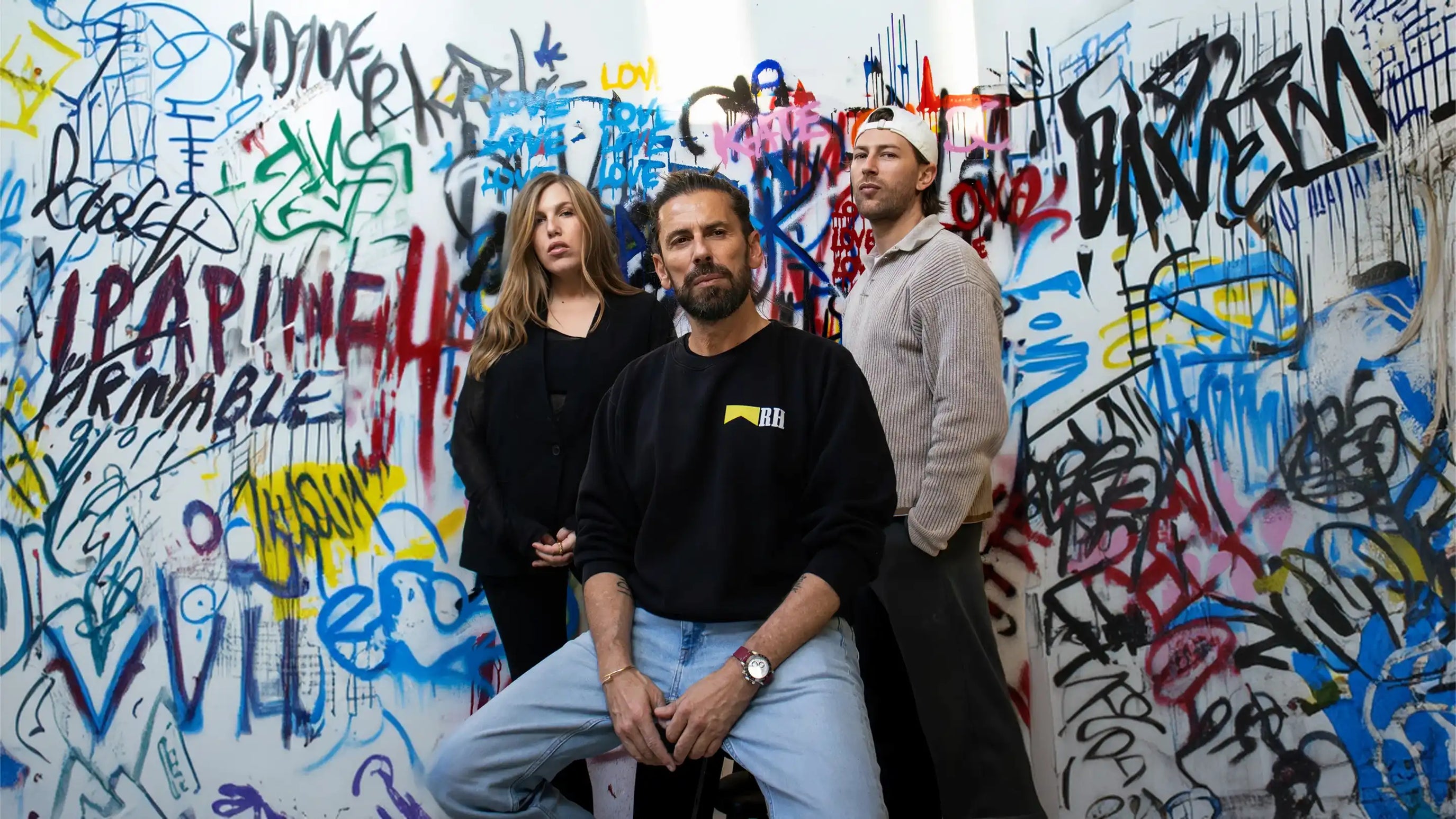 UN ARTISTE, UN ATELIER,  UNE FAMILLE.